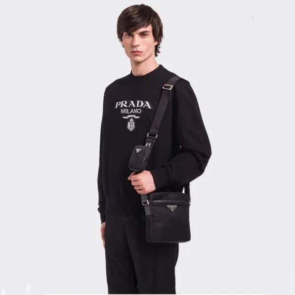 프라다 남성 블랙 카메라백 - Prada Mens Black Camera Bag - pr1… - 1