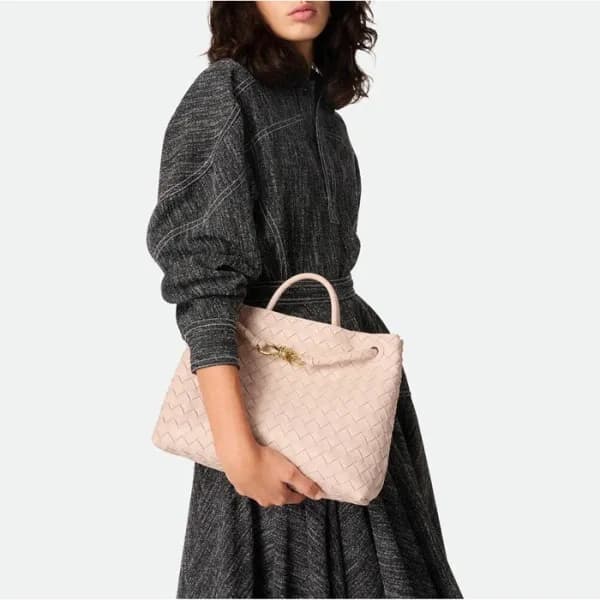 보테가베네타 여성 안디아모 토트백 - Bottega Veneta Womens Andiamo… - 1
