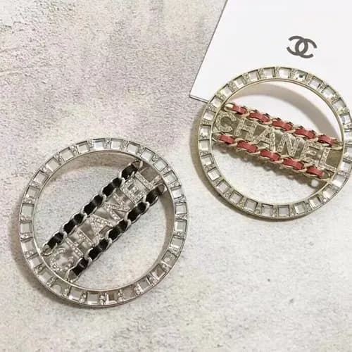 CHANEL White Gold Brooch - 샤넬 여성용 18k도금 화이트 골드 브… - 1