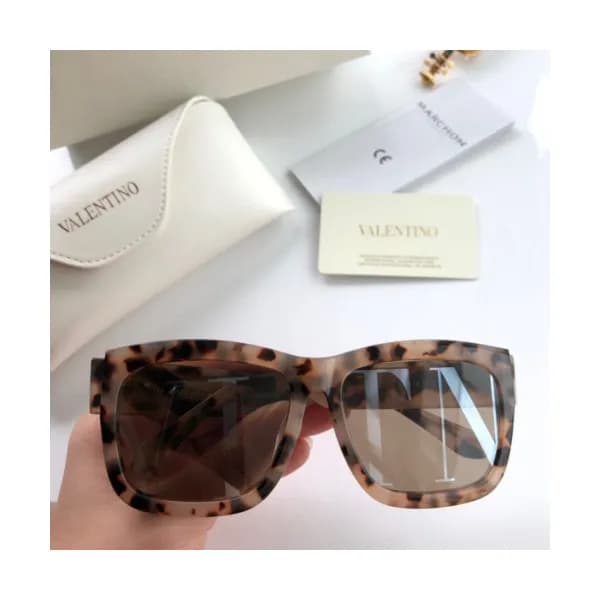 [트렌디]Valentino 2019 Mm/Wm Retro Rockstud Acrylic F… - 1