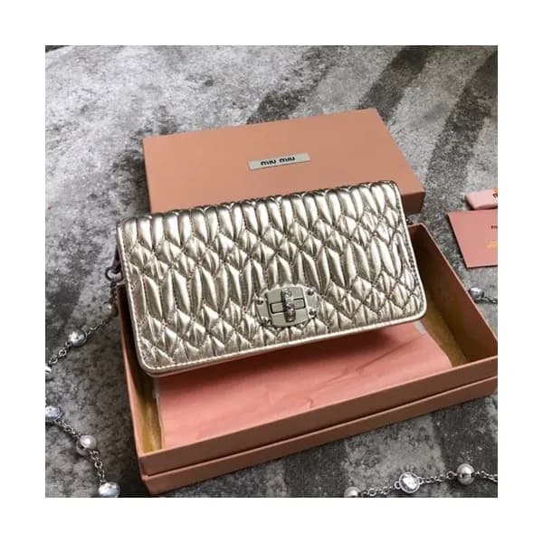 MiuMiu 2019 Matelasse Tote Shoulder Cross Bag,19cm… - 1