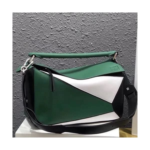 Loewe 2019 Puzzle Medium Shoulder Bag, 29CM - 로에베 … - 1
