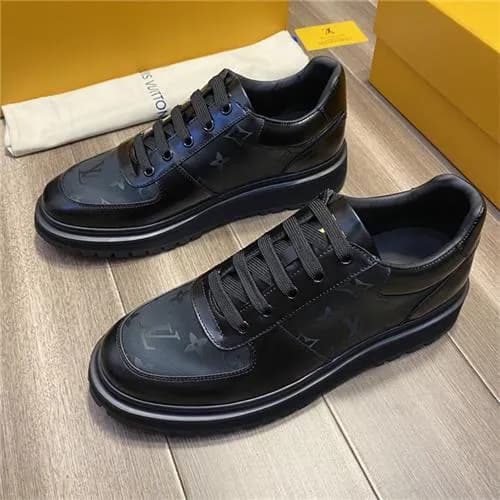 Louis Vuitton 2020 Men's Leather Sneakers - 루이… - 1