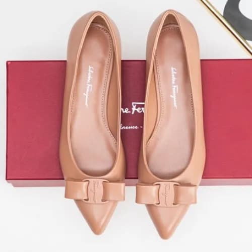 Salvatore Ferragamo 2021 Women's Leather Flat … - 1