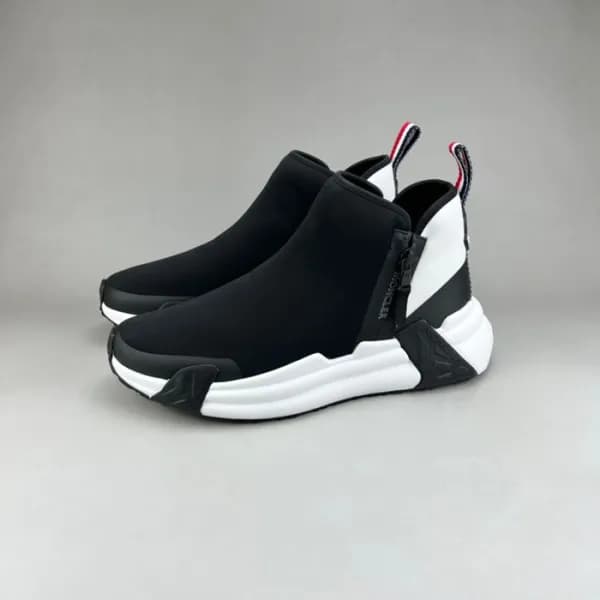 몽클레어 남성 블랙 스니커즈 - Moncler Mens Black Sneakers - mo… - 1