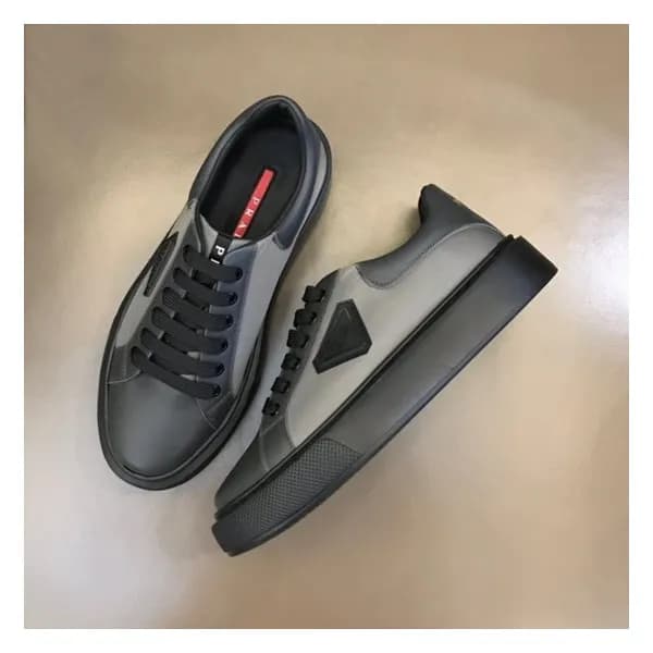 프라다 남성 그레이 스니커즈 - Prada Mens Gray Sneakers - pr416… - 1