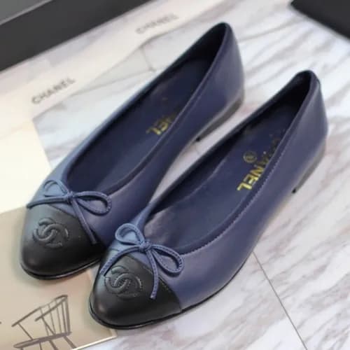 Chanel 2018 Ladies Classic CC Logo Ribbon Ballet F… - 1