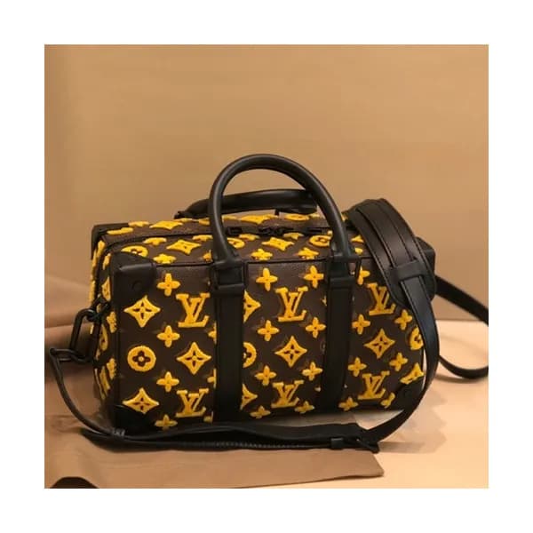 Louis Vuitton 2019 Runway Tote Shoulder Bag,27cm -… - 1