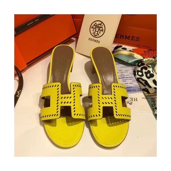 Hermes 2019 Ladies Oasis Leather Middle Heel Slipp… - 1