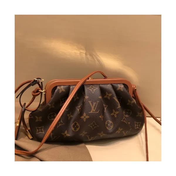 Louis Vuitton 2020 Boursicot Shoulder Bag,26cm - 루… - 1