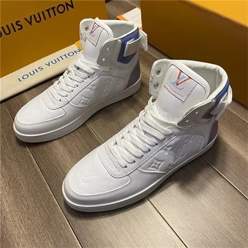Louis Vuitton 2020 Men's Leather Sneakers - 루이… - 1