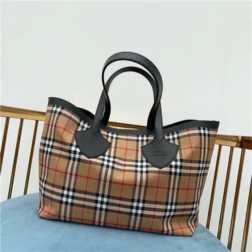 [버버리]Burberry 2020 Women'sTote Shopper Bag,51c… - 1