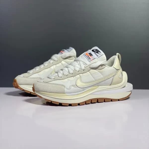 나이키 남/녀 아이보리 사카이 와플 - Nike Unisex Ivory Sacai Vapo… - 1