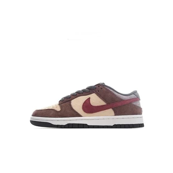 나이키 남/녀 브라운 스니커즈 - Nike SB Dunk Low Unisex Sneaker… - 1