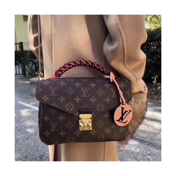 Louis Vuitton Pochette Metis Shoulder Bag,25cm - 루… - 1