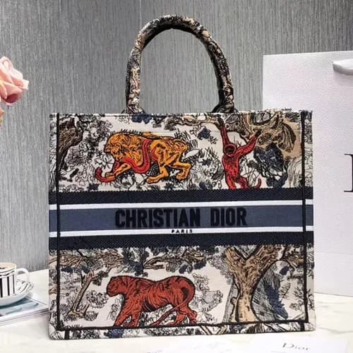 Dior 2019 Woman Canvas Book Tote Shopper Bag,41.5C… - 1