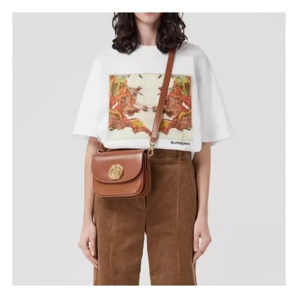 버버리 남/녀 화이트 크루넥 반팔티 - Unisex White Tshirts - Bur04… - 1