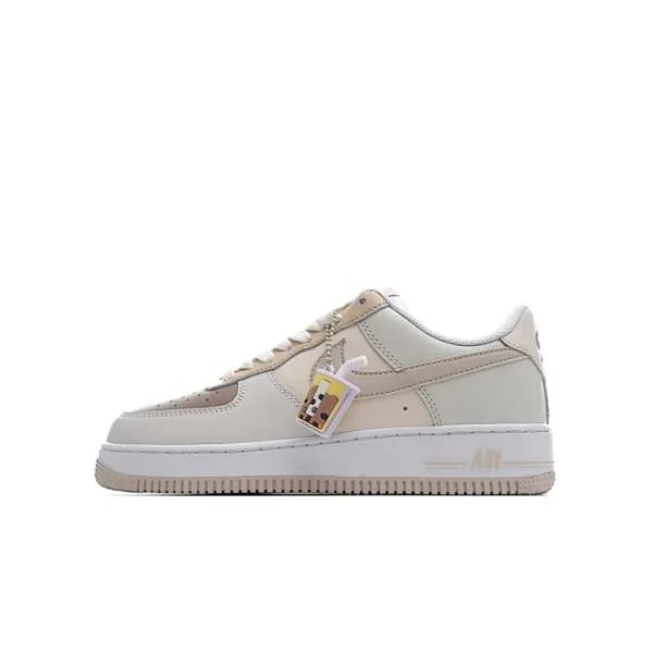 나이키 남/녀 베이지 스니커즈 - Nike Air Force 1 Unisex Sneaker… - 1