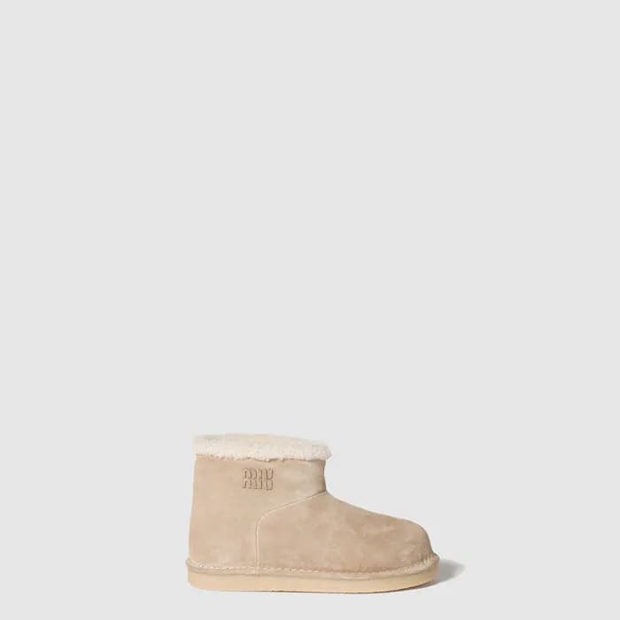 미우미우 여성 스웨이드 시어링 부티 - Miumiu Womens Suede and Shea… - 1