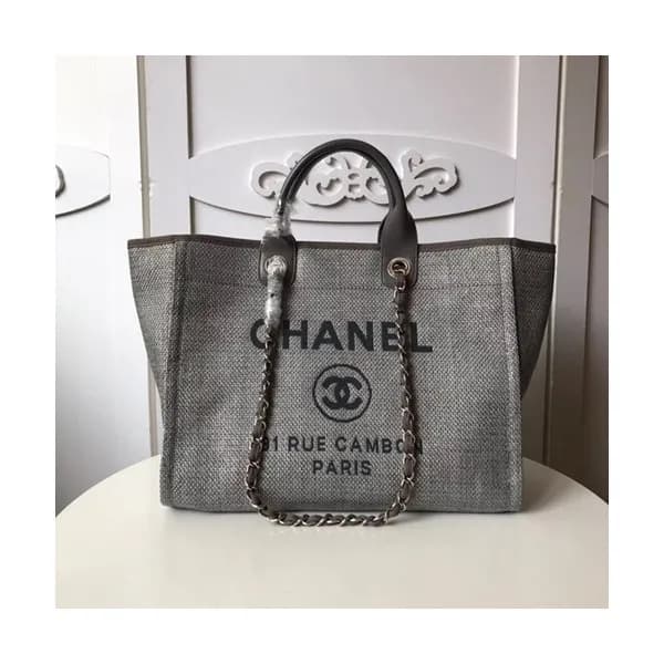 Chanel 2018 Canvas Deauville Tote Shoulder Bag,39C… - 1