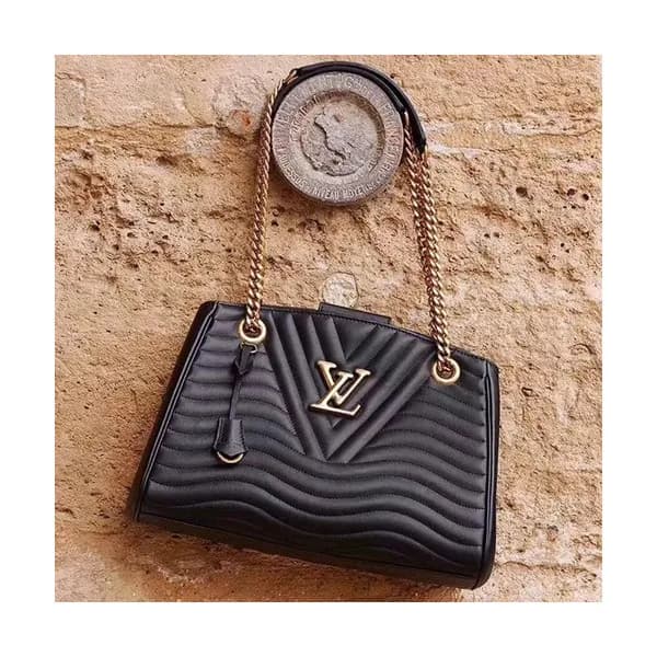 Louis Viutton New Wave Chain Tote Shouder Bag ,32c… - 1