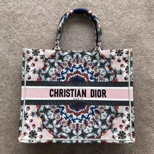 Dior 2019 Woman Canvas Book Tote Shopper Bag,36/41… - 1