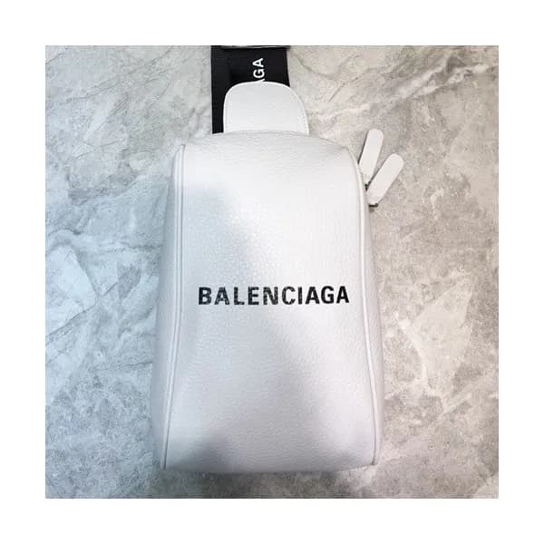 Balenciaga 2019 Leather Hip Sack Belt Bag,26CM - 발… - 1