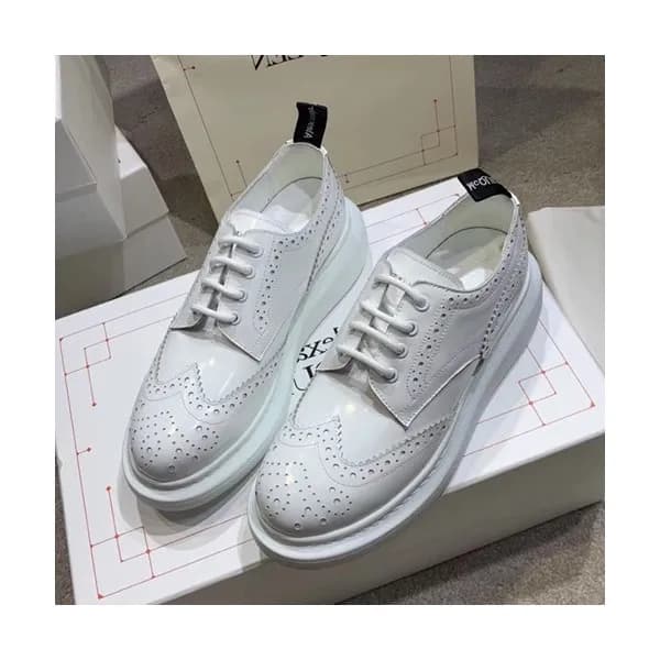 Alexander McQueen 2019 Ladies Leather Sneakers - 알… - 1