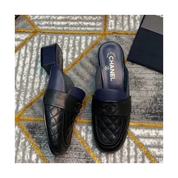 Chanel 2019 Ladies Leather Bloafer - 샤넬 2019 여성용 레… - 1