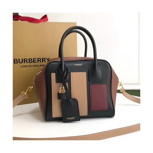 Burberry 2020 Leather Tote Shoulder Bag, 34cm - 버버… - 1