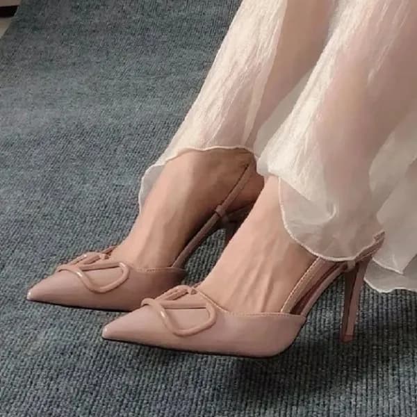 발렌티노 여성 베이지 누드 슬링백 - Valentino Womens Beige Nude S… - 1