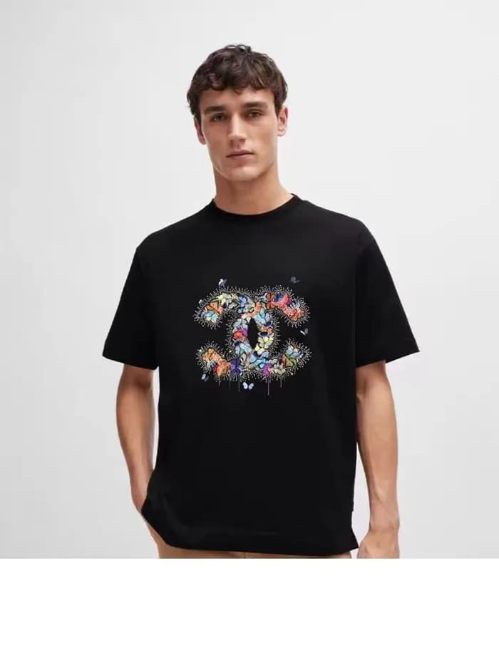 샤넬 남/녀 블랙 반팔티 - Chanel Unisex Black Tshirts - chc5… - 1