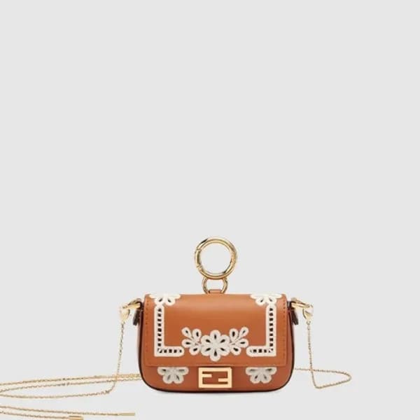 펜디 여성 슈퍼 미니 체인 백 - Fendi Womens Super Mini Chain B… - 1