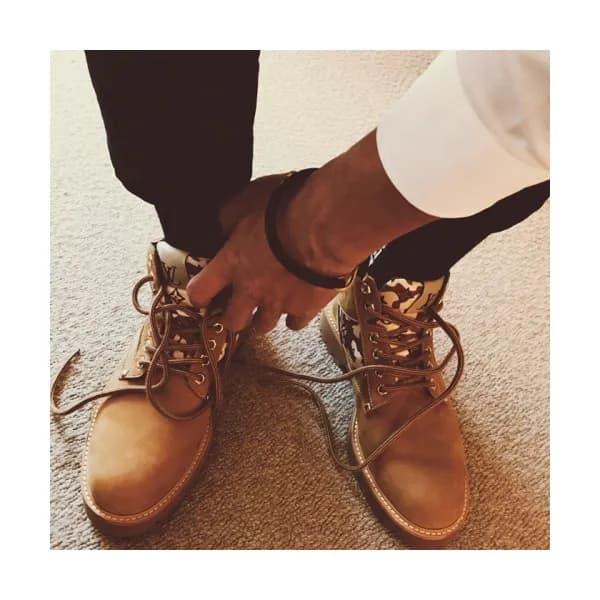 LOUIS VUITTON 2018 MENS LEATHER ANKLE BOOTS - 루이비… - 1