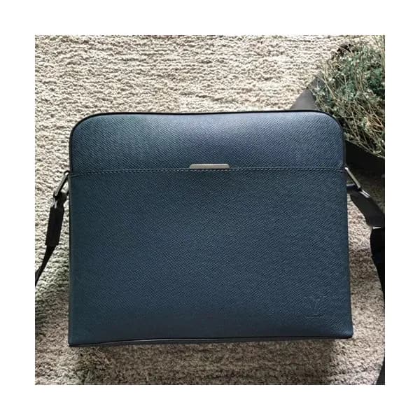 Louis Vuitton Taiga Messenger Shoulder Bag,28cm - … - 1