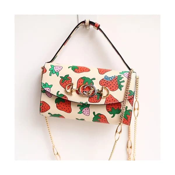 Gucci 2019 Zumi Strawberry Chain Mini Women Tote S… - 1