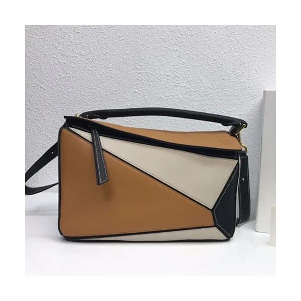 Loewe 2019 Puzzle Medium Shoulder Bag, 29CM - 로에베 … - 1
