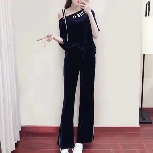 Chanel 2019 Womens Casual Logo Training Set -샤넬 여성…