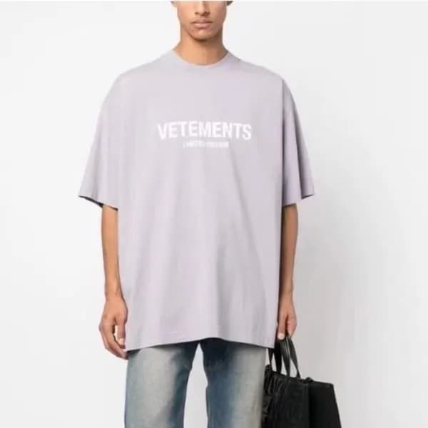 베트멍 남/녀 트렌디 그레이 반팔티 - Vetements Unisex Gray Tshirt… - 1