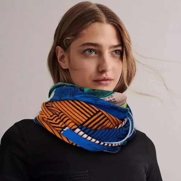 에르메스 여성 오렌지 스카프 - Hermes Womens Orange Scarf - he5… - 1