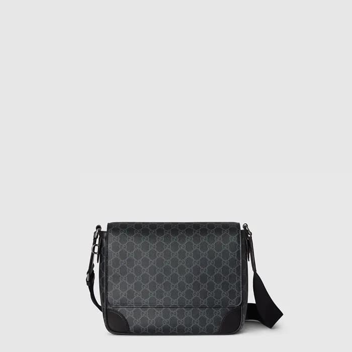 구찌 남성 GG 엠블럼 미디엄 크로스백 - Gucci Mens GG Emblem Mediu… - 1