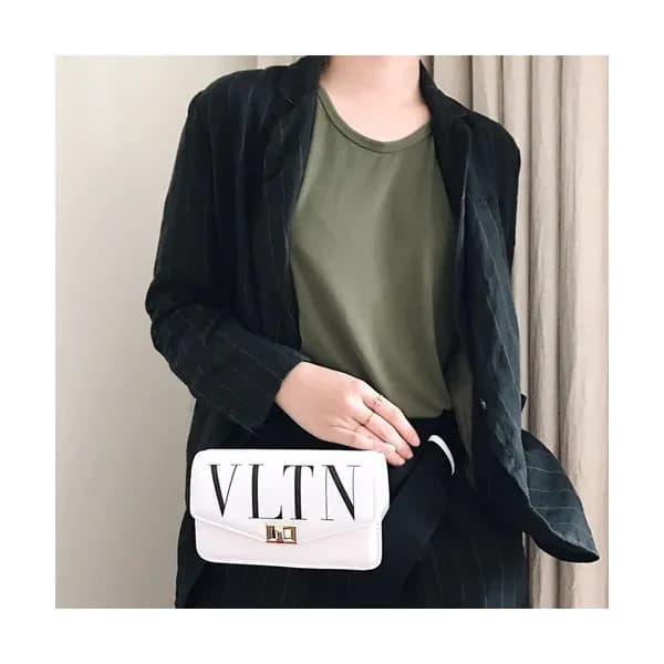 [파격특가]Valentino 2019 Leather Belt Bag Shoudler Bag… - 1