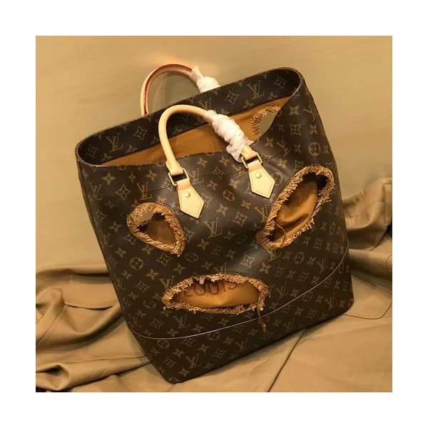 Louis Vuitton 2019 Monogram Tote Bag / Dog Bag ,40… - 1