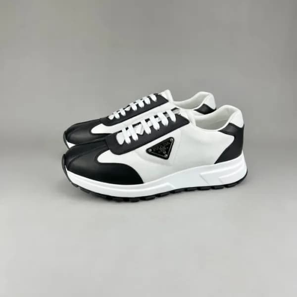 프라다 남성 클래식 블랙 스니커즈 - Mens Black Sneakers - pra0275… - 1