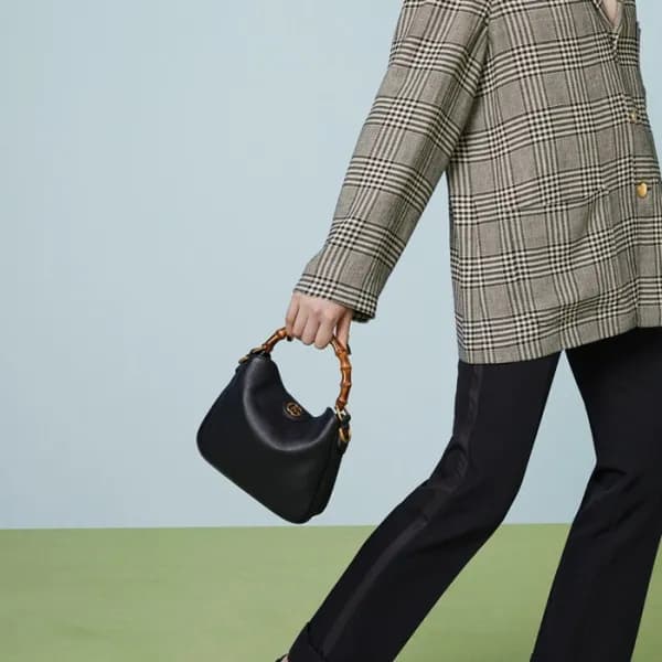 구찌 여성 블랙 디아나 토트백 - Gucci Womens Black Diana Tote B… - 1