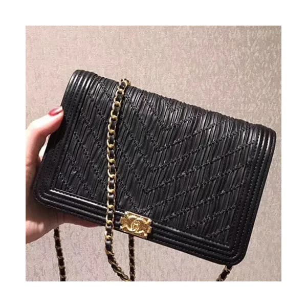 Chanel 2018 WOC Leather Chain Cross Bag ,19CM - 샤넬… - 1