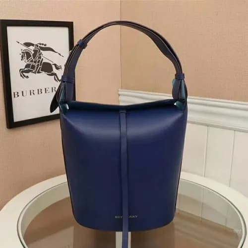 Burberry 2019 Small Leather Bucket Tote Bag, 29cm … - 1