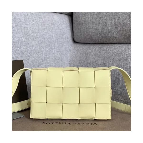 Bottega Veneta 2019 Leather Shoulder Bag,23cm - 보테… - 1