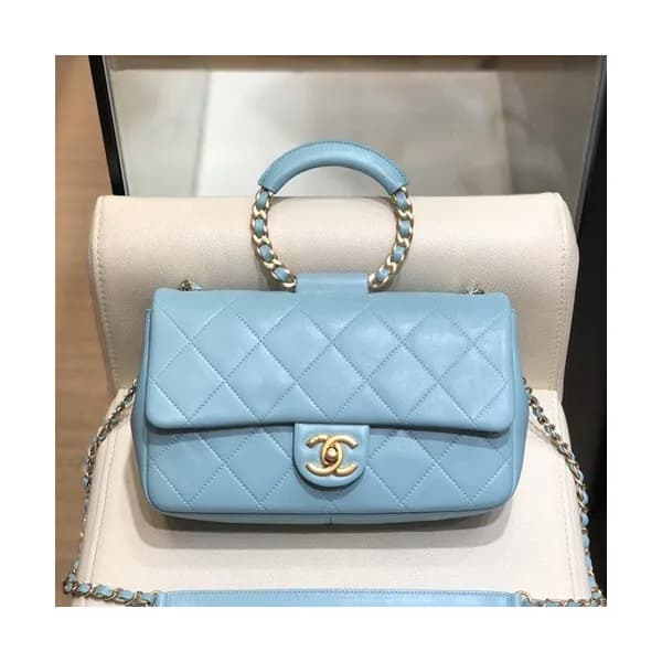 Chanel 2019 Woman Leather Tote Shoulder Bag 24CM -… - 1