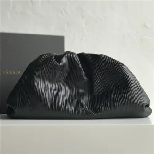 [보테가 베네타] Bottega Veneta 2020 Women's Pouch Ba… - 1